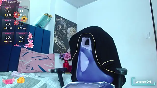 Snapshot of Tatiana_star1 chatting on 09.27.25 Tatiana star1 online show from 09.27.25