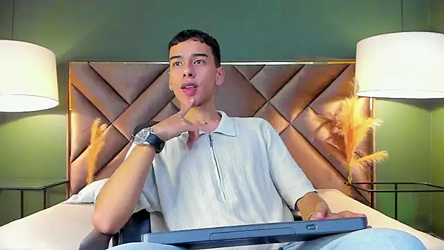 Aiden Royce online show from 01.10.26