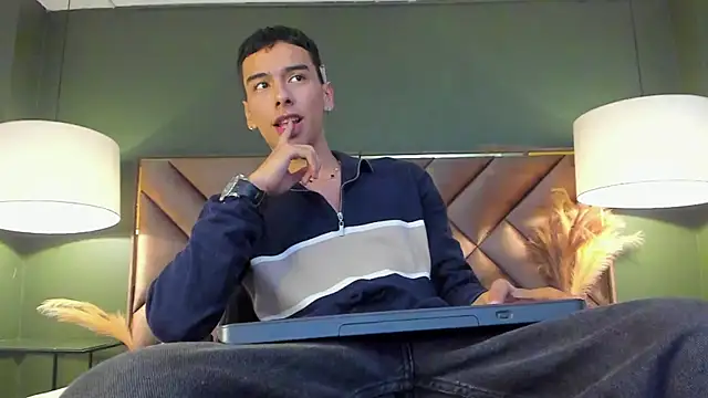 Aiden Royce online show from 01.12.26