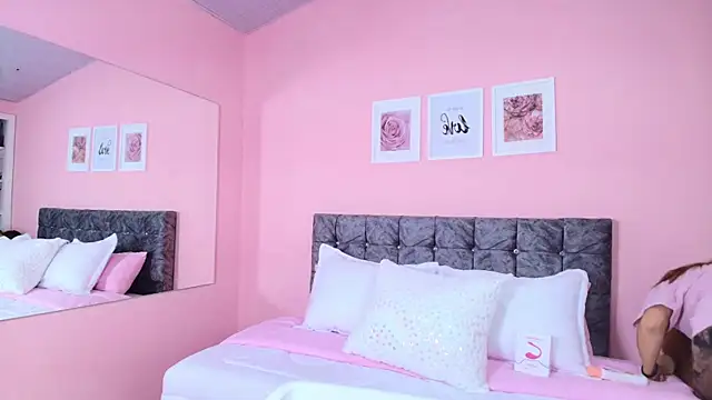 Snapshot of maddie_beauty chatting on 02.06.26 maddie beauty online show from 02.06.26