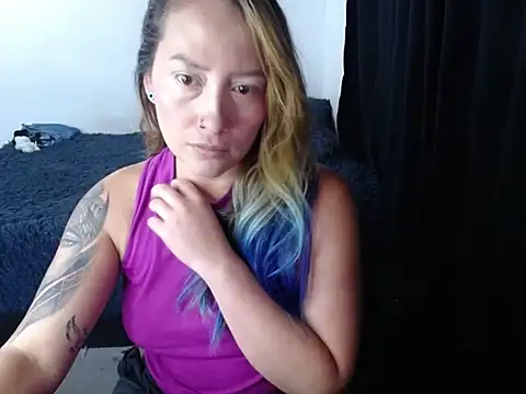 Snapshot of nath_92 chatting on 10.05.25 nath 92 online show from 10.05.25