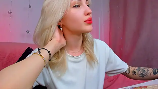 LisaFoxyMe online show from 05.28.26