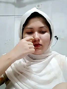 Snapshot of Nusrat-N chatting on 07.19.26 Nusrat-N online show from 07.19.26