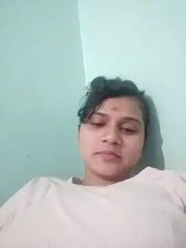 Snapshot of Kavya-Tiwari chatting on 04.13.26 Kavya-Tiwari online show from 04.13.26