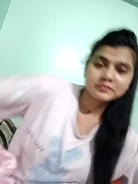 Snapshot of Kavya-Tiwari chatting on 05.29.26 Kavya-Tiwari online show from 05.29.26