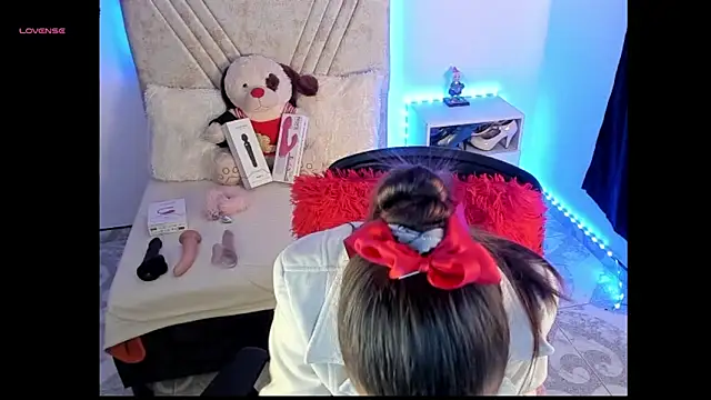 Snapshot of Mia_Victoria22 chatting on 05.19.26 Mia Victoria22 online show from 05.19.26