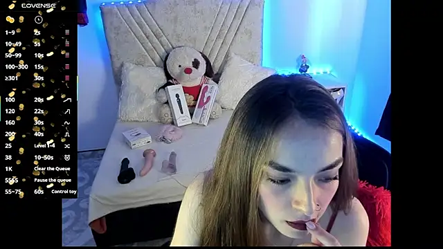 Snapshot of Mia_Victoria22 chatting on 05.25.26 Mia Victoria22 online show from 05.25.26