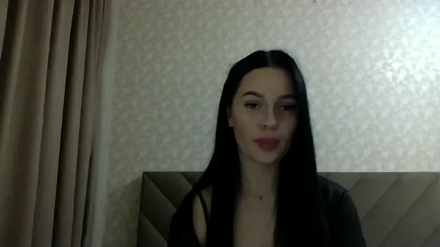 Snapshot of Lulii24 chatting on 10.01.25 Lulii24 online show from 10.01.25