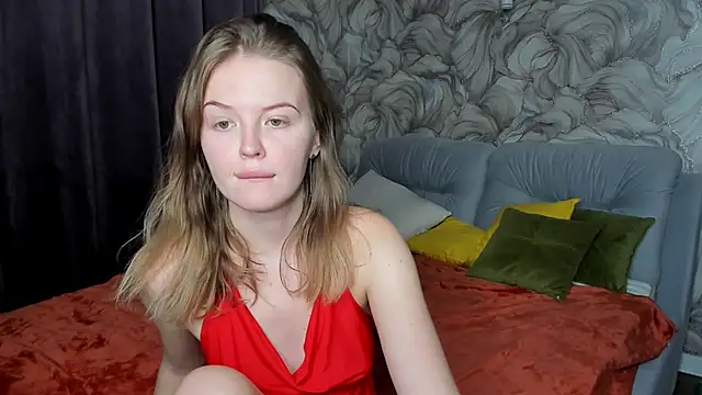 LaurennHill online show from 11.26.25