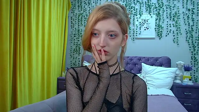 MistyMarlo online show from 10.13.25