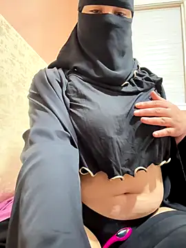 Snapshot of _Laiali_ chatting on 11.08.25 Laiali online show from 11.08.25