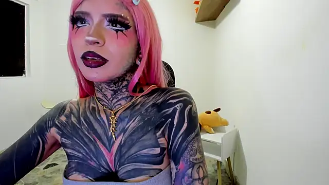 Nickidoll66- online show from 05.26.26