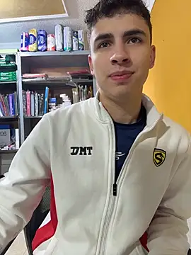 Snapshot of AdrianRinaldi chatting on 05.15.26 AdrianRinaldi online show from 05.15.26