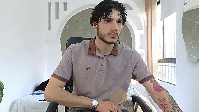 Snapshot of Rafael_Mendezz chatting on 11.01.25 Rafael Mendezz online show from 11.01.25