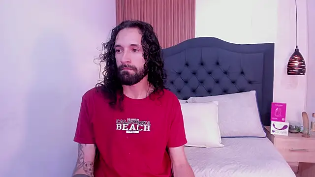 Hisoka 011 online show from 04.20.26