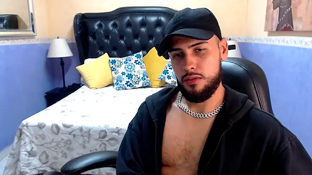 Snapshot of Marcus_Soler chatting on 09.22.25 Marcus Soler online show from 09.22.25