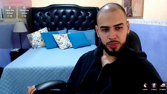 Snapshot of Marcus_Soler chatting on 10.16.25 Marcus Soler online show from 10.16.25