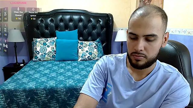 Snapshot of Marcus_Soler chatting on 11.18.25 Marcus Soler online show from 11.18.25