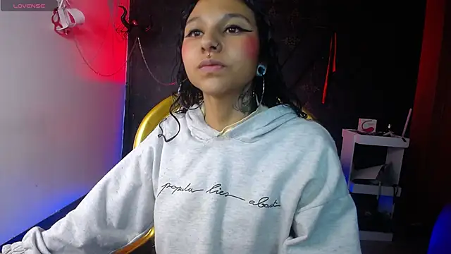 Sweettpleasure online show from 09.12.25