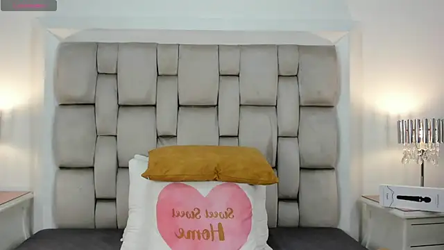 frehia dimou online show from 10.09.25