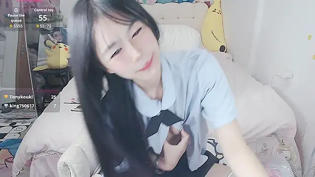 Snapshot of stupidcat5227 chatting on 11.28.25 stupidcat5227 online show from 11.28.25