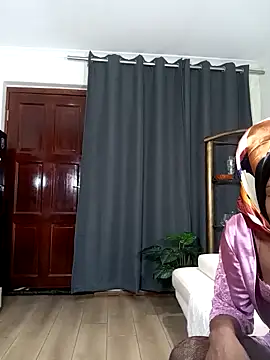 Snapshot of Afrigantia chatting on 10.14.25 Afrigantia online show from 10.14.25