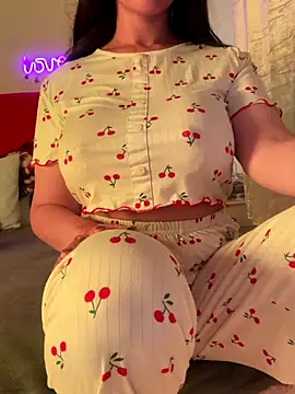 OnlyRima online show from 12.20.25