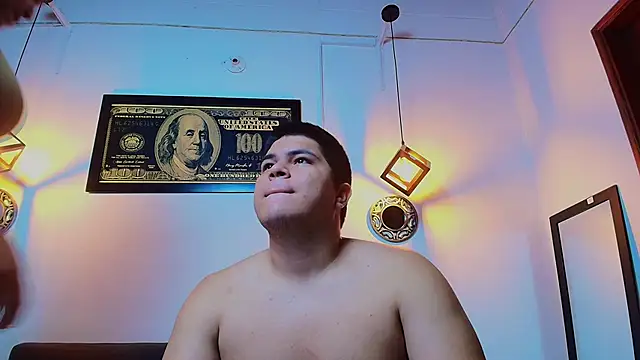 naomi campbel  online show from 03.31.26