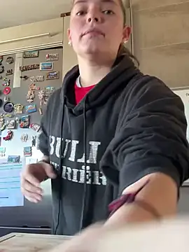 Snapshot of Wildmaca chatting on 11.25.25 Wildmaca online show from 11.25.25