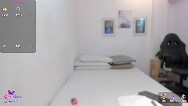 Snapshot of Anastasia_lauren chatting on 10.02.25 Anastasia lauren online show from 10.02.25