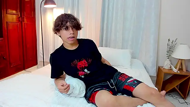 Snapshot of Honeymoon_sariel chatting on 10.09.25 Honeymoon sariel online show from 10.09.25