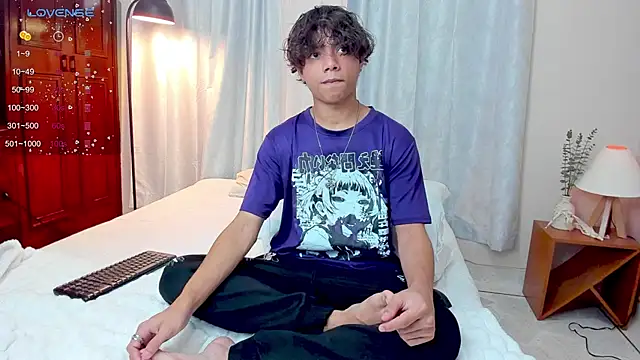 Snapshot of Honeymoon_sariel chatting on 10.13.25 Honeymoon sariel online show from 10.13.25