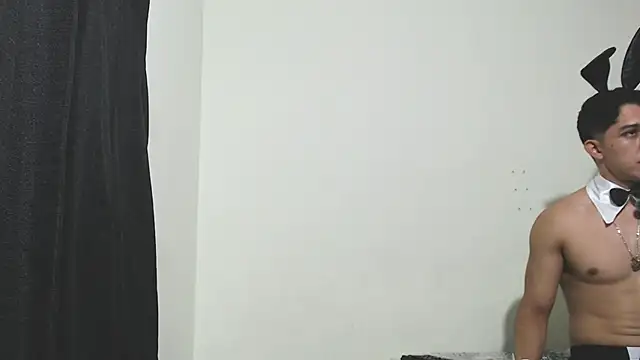 Snapshot of Penelope77 chatting on 10.25.25 Penelope77 online show from 10.25.25