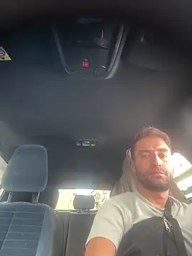 Snapshot of Torissimo92 chatting on 09.25.25 Torissimo92 online show from 09.25.25