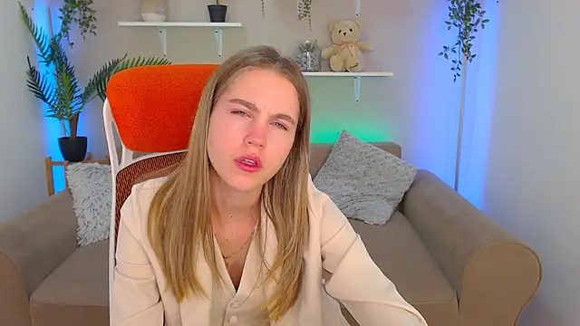 Snapshot of Spicy_Lexi chatting on 09.10.25 Spicy Lexi online show from 09.10.25