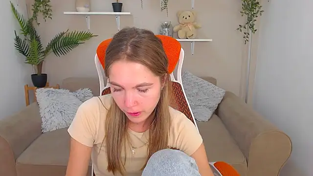 Snapshot of Spicy_Lexi chatting on 09.11.25 Spicy Lexi online show from 09.11.25