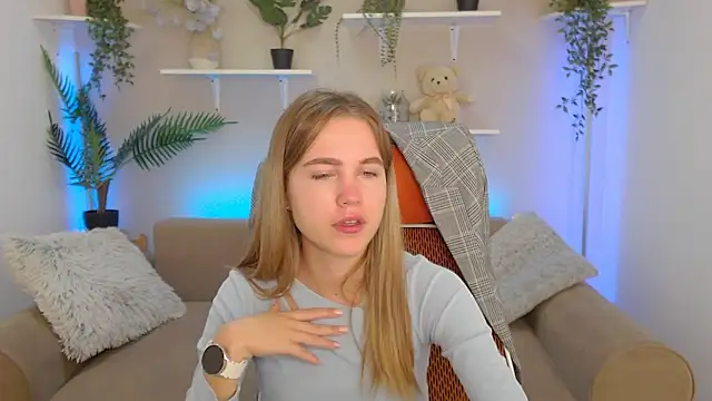 Snapshot of Spicy_Lexi chatting on 09.19.25 Spicy Lexi online show from 09.19.25