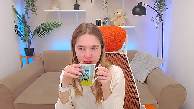 Snapshot of Spicy_Lexi chatting on 09.29.25 Spicy Lexi online show from 09.29.25