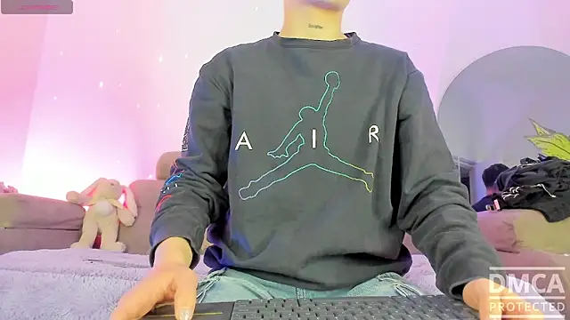 SebastianHilton online show from 04.13.26