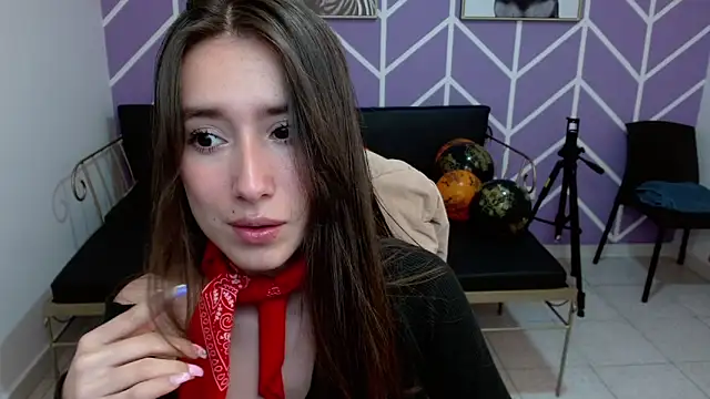 Snapshot of Adhara_Kitten chatting on 11.21.25 Adhara Kitten online show from 11.21.25