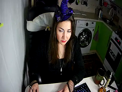 Snapshot of Adda1205 chatting on 10.31.25 Adda1205 online show from 10.31.25