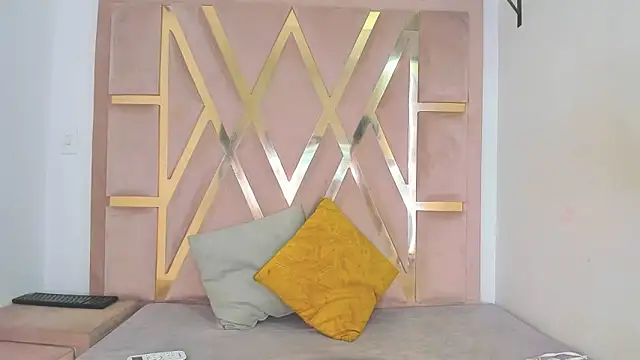 Snapshot of dannyasm chatting on 11.04.25 dannyasm online show from 11.04.25