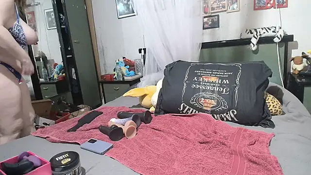 Lilirose-63 online show from 10.30.25