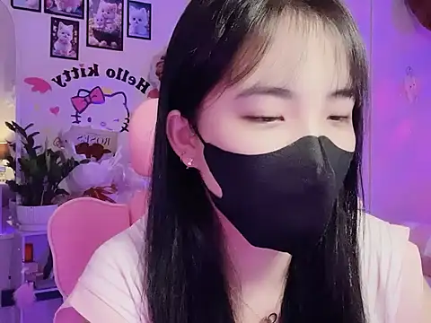 Snapshot of keelinnn19 chatting on 09.09.25 keelinnn19 online show from 09.09.25