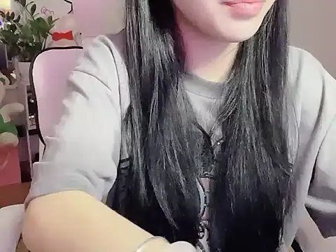 Snapshot of keelinnn19 chatting on 11.05.25 keelinnn19 online show from 11.05.25