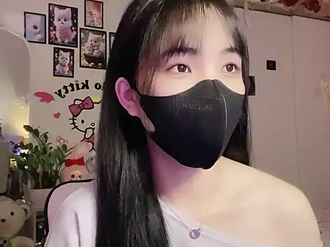 Snapshot of keelinnn19 chatting on 11.07.25 keelinnn19 online show from 11.07.25