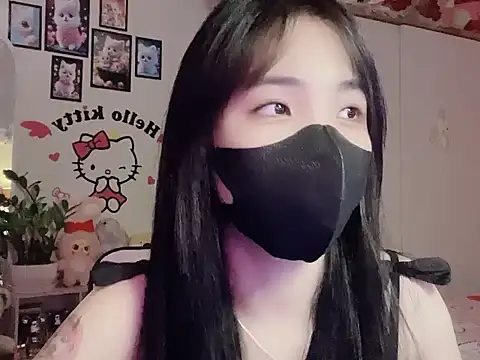 Snapshot of keelinnn19 chatting on 11.08.25 keelinnn19 online show from 11.08.25