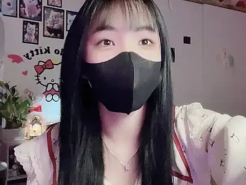 Snapshot of keelinnn19 chatting on 11.28.25 keelinnn19 online show from 11.28.25