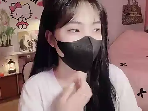 keelinnn19 online show from 02.25.26