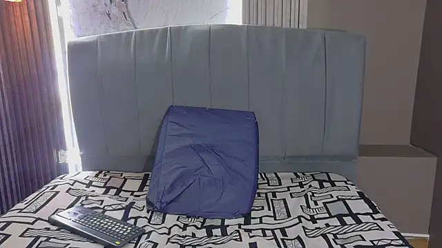 angeles azul online show from 03.04.26